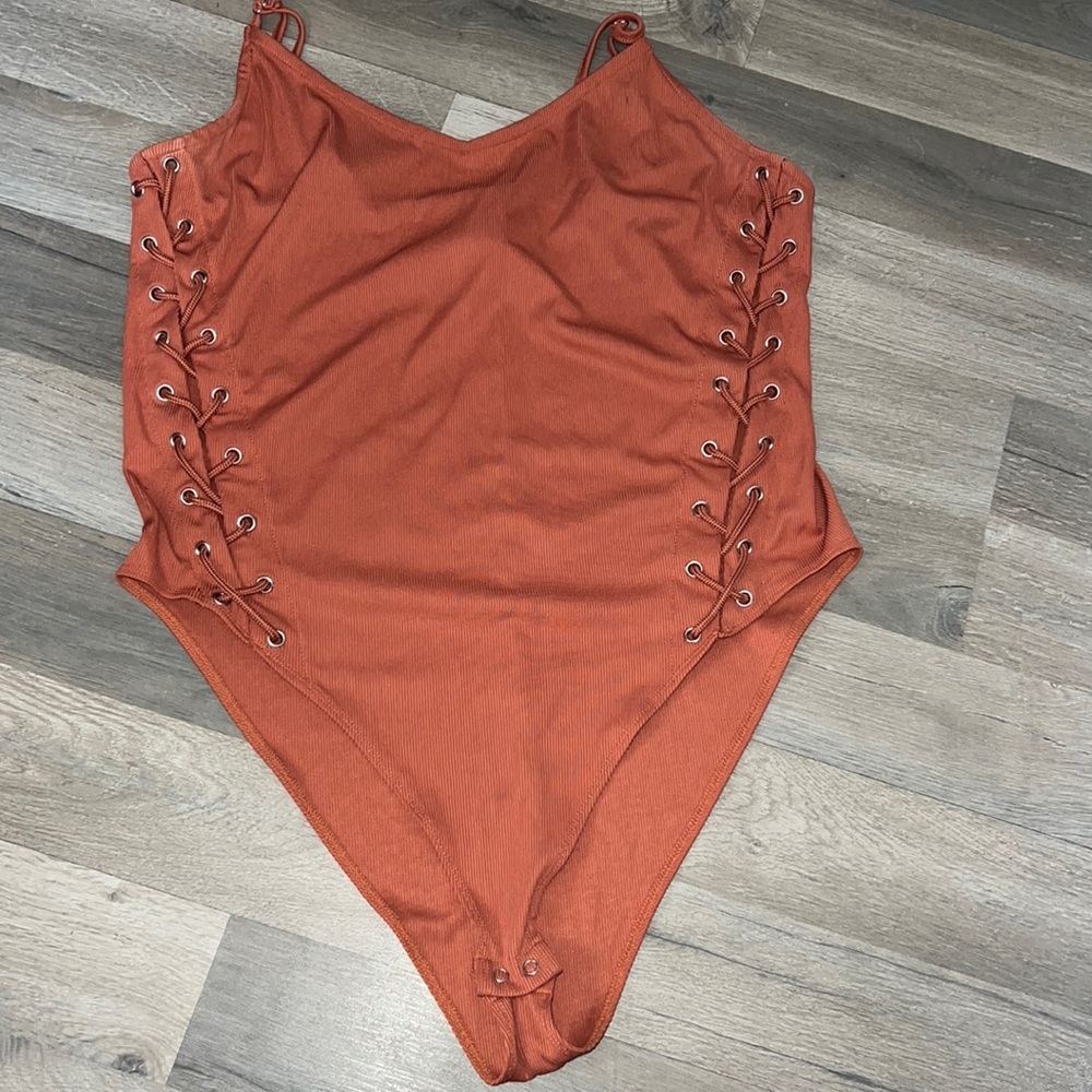 Forever 21 Plus Size one piece bathing Suit